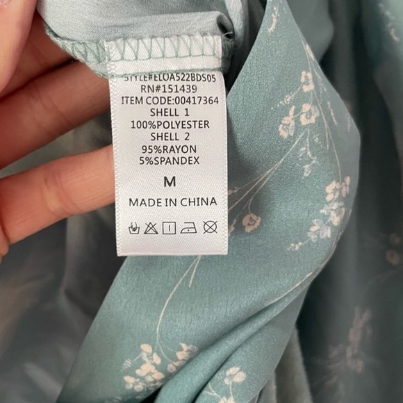 Forever 21 Floral Bodysuit - Picture 9 of 9